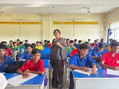 अव्यवस्थाओं पर कड़ी समीक्षा कर बाल सुलभ कार्यों को आयोग ने सराहा