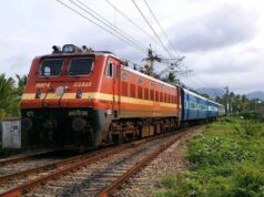 ग्वालियर स्टेशन पर पैंट्री कारों का औचक निरीक्षण; लावारिस खानपान सामग्री जब्त, तीन ट्रेनों की पैंट्री की हुई सघन जांच