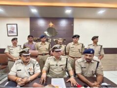 200 ग्राम से अधिक सोना-चांदी, 1 लाख रुपये से अधिक नगद राशि, हथियार एवं मोटरसाइकिल बरामद