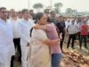 दिल्ली में पशु आश्रय तोड़ने का मामला गरमाया, जेई सस्पेंड; जागृति मिश्रा ने लगाए रिश्वत मांगने के आरोप