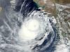 चक्रवाती तूफान से बढ़ी चिंता, कई इलाकों में भारी बारिश की चेतावनी; स्कूल-कॉलेजों पर भी असर