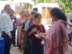 Bilaspur SET Exam में कलावा काटने पर विवाद, परीक्षा केंद्र पर मचा बवाल