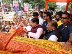 इंदौर में विशाल चुनरी यात्रा में शामिल हुए मुख्यमंत्री डॉ. यादव