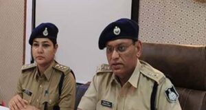 ग्राम कलमोड़ा के दुर्गम एवं पहाड़ी क्षेत्र में कपास की फसल के बीच हो रही थी अवैध खेती