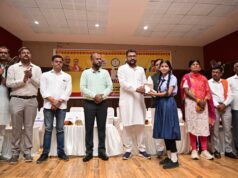 विद्यार्थियों ने नुक्कड़ नाटक से दिया यातायात सुरक्षा, नशामुक्ति का संदेश